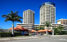 Ramada Hotel & Suites By Wyndham Noumea